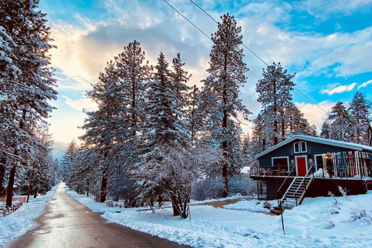Winter Getaway Fire-table Close To Slopes Big Bear Lake